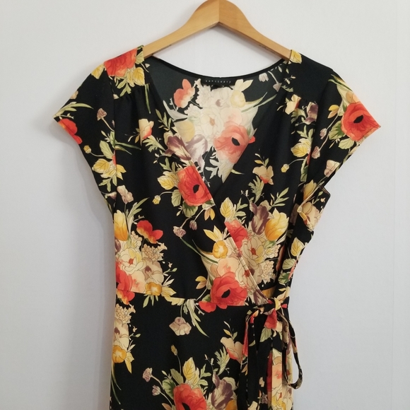 Sactuary Floral Bouquet Print Wrap Dress Size XL. Fits more like size M/L - Picture 2 of 10